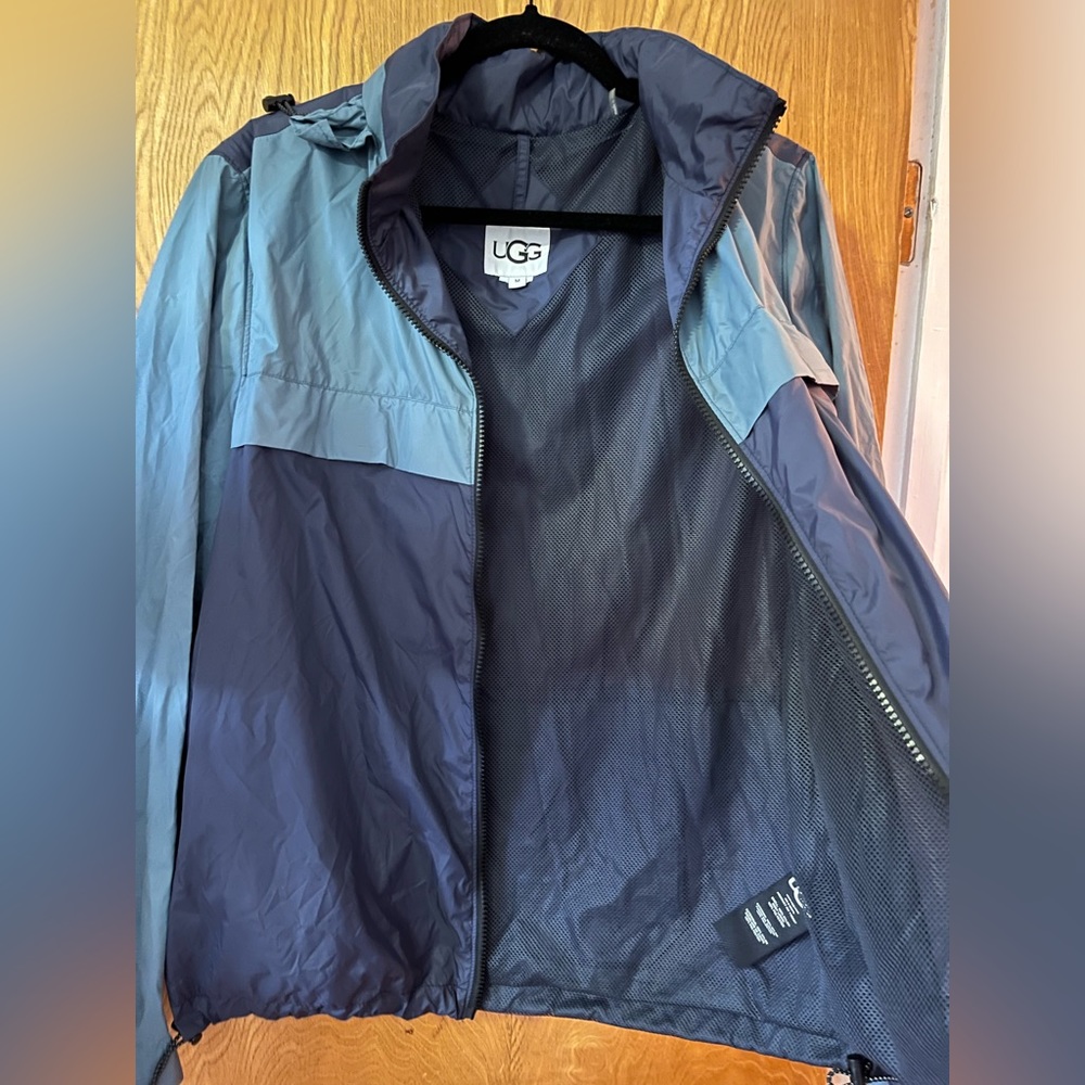 Ugg Lightweight Full Zip Jacket M - image 5